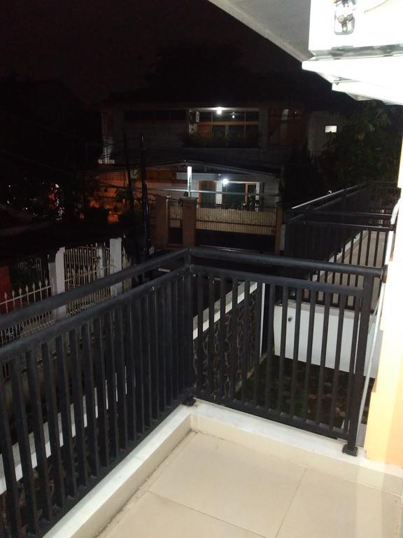 Rumah Sarwestri Hotel บันดุง ภายนอก รูปภาพ